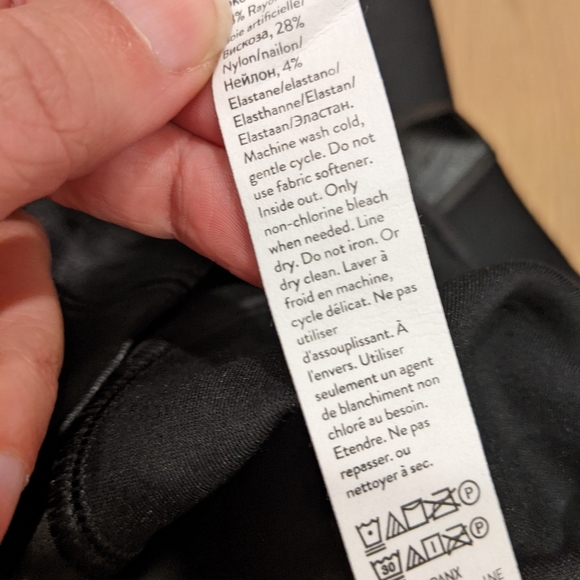 Faux Leather form fitting dress - Picture 3 of 6